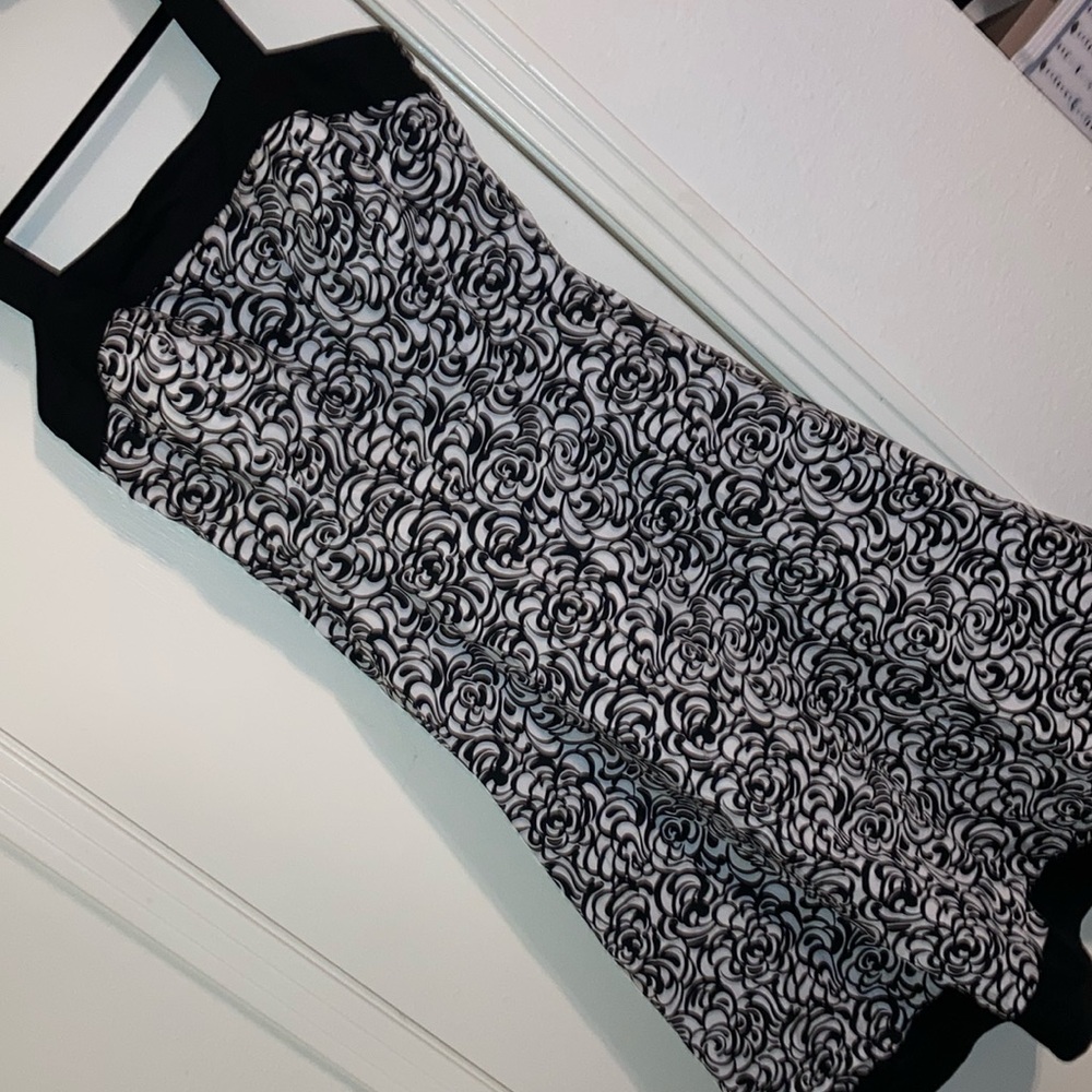 R&K Originals Black and White Rose Pattern Floral Midi Dress